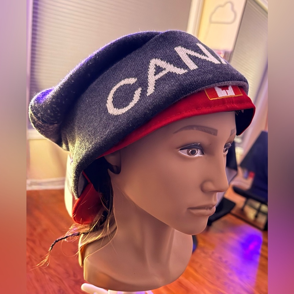 GORGEOUS LULULEMON SLOUCHY OLYMPIC
BEANIE & CANADA CAP COMBO!!!